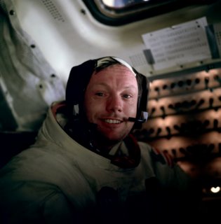 Neil_Armstrong_NASA__Edwin_E._Aldrin_Jr.-1
