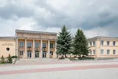 Читалището в Златица