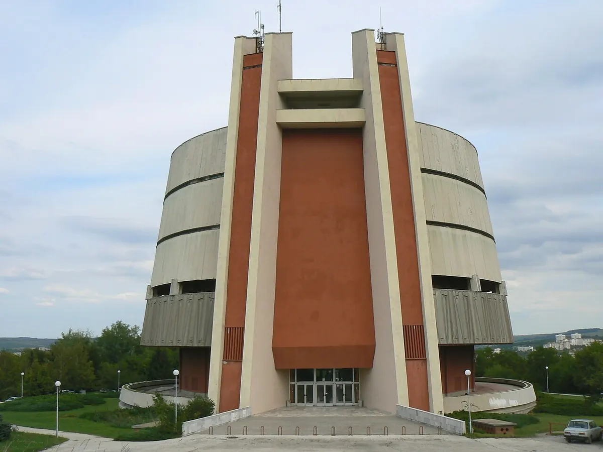 Сградата на Панорама „Плевенска епопея 1877 г.“ в Скобелев парк, Плевен