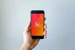 Смартфон в ръка