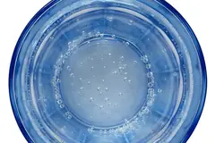 Чаша вода