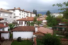 Калофер в подножието на Балкана