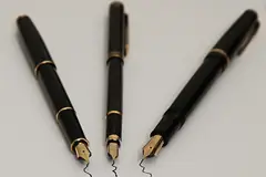 Писалка и лист хартия