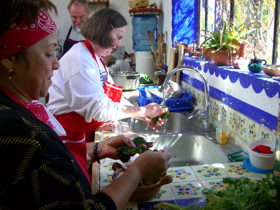 Творчеството в кухнята прави доволни и съседи, и роднини Снимка: Picasaweb, CC